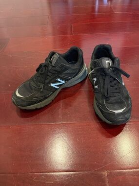 New Balance 990 Black Athletic Sneakers size 9